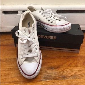 Gently used converse